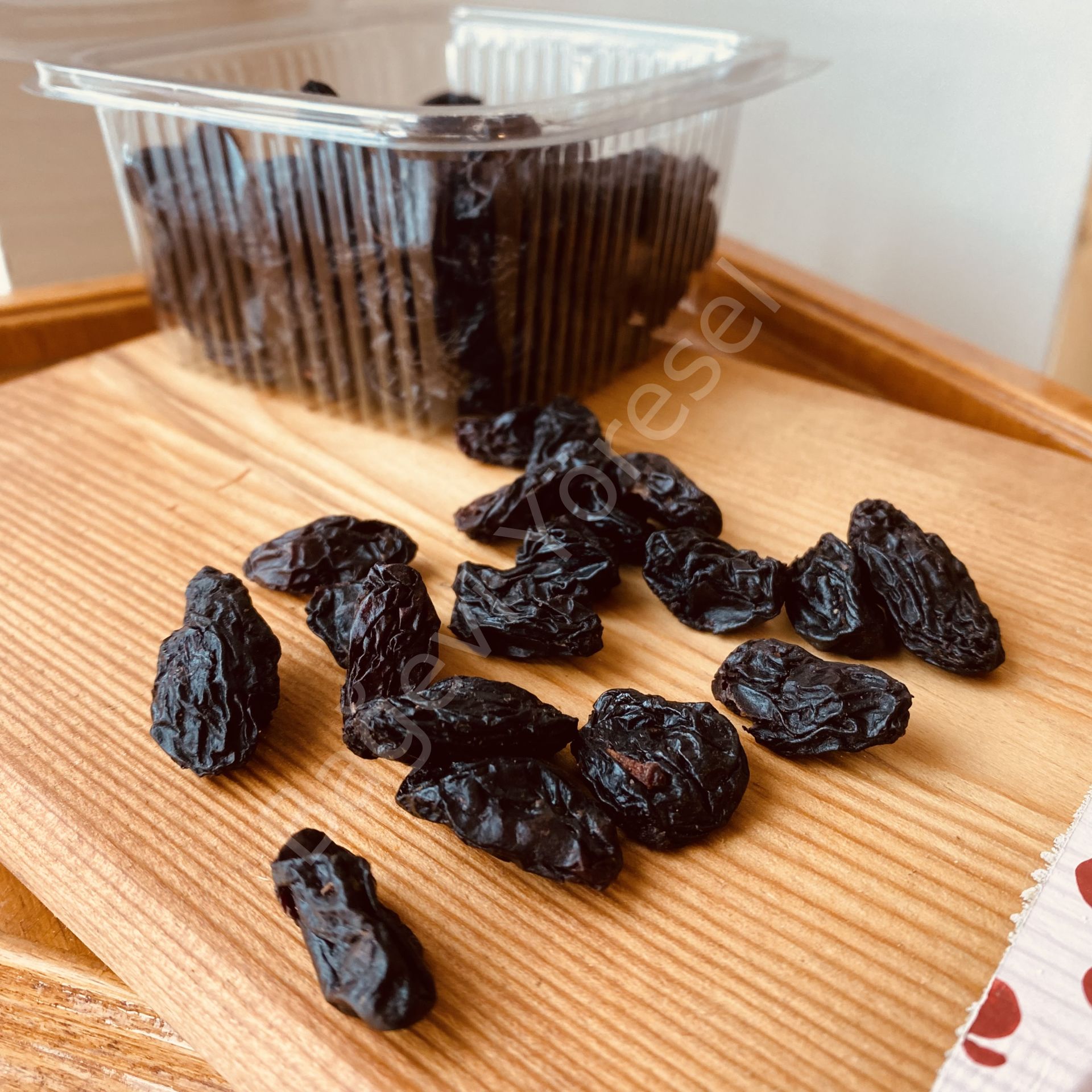Kuru Siyah Üzüm 150gr